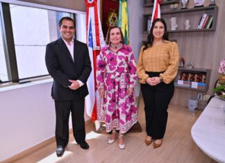 Novos servidores aprovados em concurso tomam posse no TCE-AM e reforçam quadro técnico da Corte