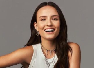 Larissa Manoela consegue na Justiça anulação de contrato assinado pelos pais