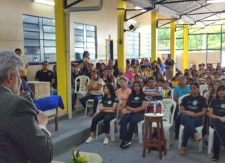 Escola de Parintins recebe premiação do concurso “Soluções Sustentáveis” do TCE-AM