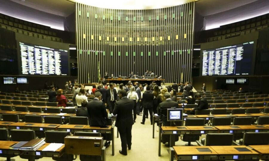 Deputados-d24am-1024x613