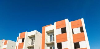 População deve ficar atenta a golpes com a promessa de casa própria em Manaus