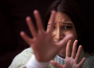 Mãe denuncia ex da filha após suspeito fazer ameaças com arma no AM