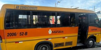 Condutor de ‘Amarelinho’ sem CNH é flagrado ao fazer manobras perigosas