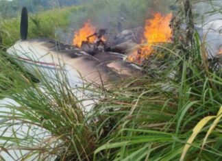 Avião com drogas é alvo de tiros de caças da FAB antes de pouso forçado