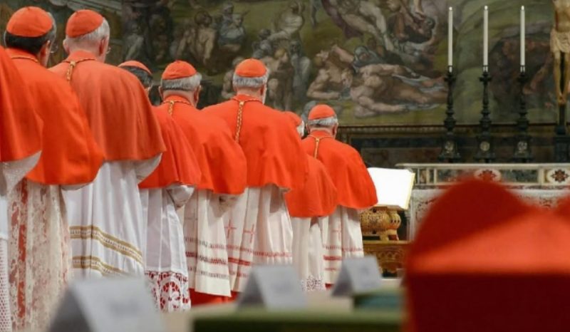 conclave_papa_D24AM