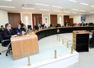 TCE-AM julga procedente representação e aplica multa de R$14 mil ao prefeito de Manicoré