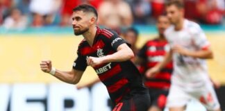 Bayern vence Flamengo por 4 a 2 e marca encontro com o PSG