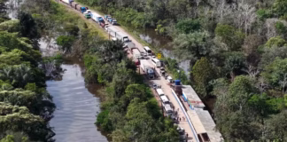 BR-319 segue interditada no AM por pane em balsa e reparo em aterro; ‘sem previsão de retorno’, diz PRF