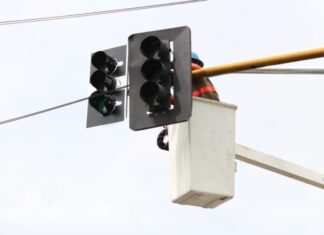 Prefeitura gasta mais de R$ 92 milhões só com semáforos em Manaus Whatsapp image 2022 01 20 at 19.30.16 1024x682