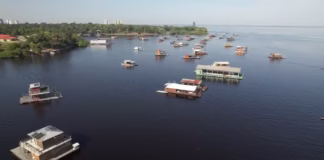Justiça dá 30 dias para Prefeitura apresentar plano de retirada de flutuantes no Tarumã Flutuntes manaus rede amazonica