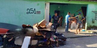 Incêndio atinge casa em Manaus; ar-condicionado pode ter causado fogo Fogo casa d24am