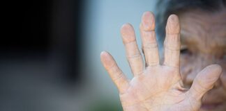 Agora é lei: abandono de idoso ou pessoa com deficiência terá pena maior