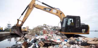 Retirada de lixo de igarapés em Manaus soma 400 toneladas em 50 dias, estima Semulsp Lixo manaus