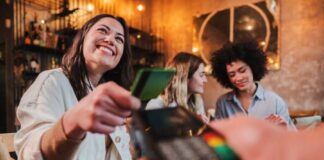 Comércio e serviços movimentam R$ 142 bilhões no Amazonas Comercio 1 1024x682