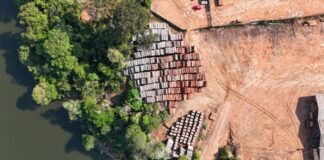 Multas por extração ilegal de madeira somam R$ 4,4 milhões em RDS no AM Fiscalizacao do ipaam sema e bpamb foto 1 ipaam divulgacao 08 08 2025 1024x576