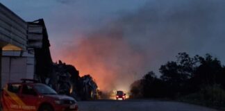 Incêndio que durou mais de 30 horas está controlado, diz Bombeiros Incendio d24am 1024x576