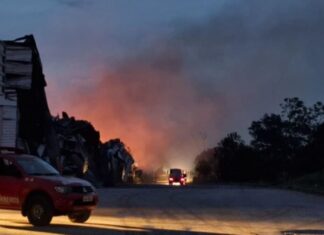 Incêndio que durou mais de 30 horas está controlado, diz Bombeiros Incendio d24am 1024x576