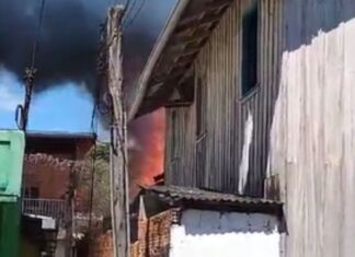 Reino Unido oferece quadra como abrigo a famílias vítimas de incêndio no Morro Incendio morro d24am