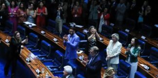 Senado aprova projeto contra adultização de crianças na internet Texto d24am 1024x603