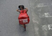 Comissão especial debate relação de trabalho de motoristas e entregadores de APP Entregador app d24am