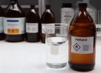 São Paulo confirma cinco mortes em casos de intoxicação por metanol Methanol d24am