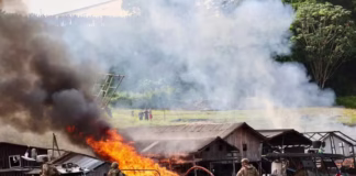 Sobe para 98 o número de dragas destruídas em operação da PF contra garimpo ilegal no Amazonas Dragas destruidas na operacao boiuna contra o garimpo ilegal no sul do amazonas foto divulgacao pf
