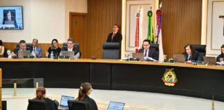 Pleno do TCE-AM multa presidente da Câmara de Itapiranga em R$ 15 mil Sessão 23.09 (1)