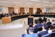 TCE-AM aplica multa de R$ 13,6 mil ao prefeito de Itamarati por abandono de UBS Sessão pleno 16.09