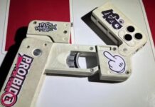 Suspeito é preso com celular que se transforma em revólver