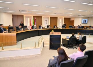 TCE-AM mantém condenação e determina que prefeito de Envira devolva quase R$ 90 mil aos cofres públicos