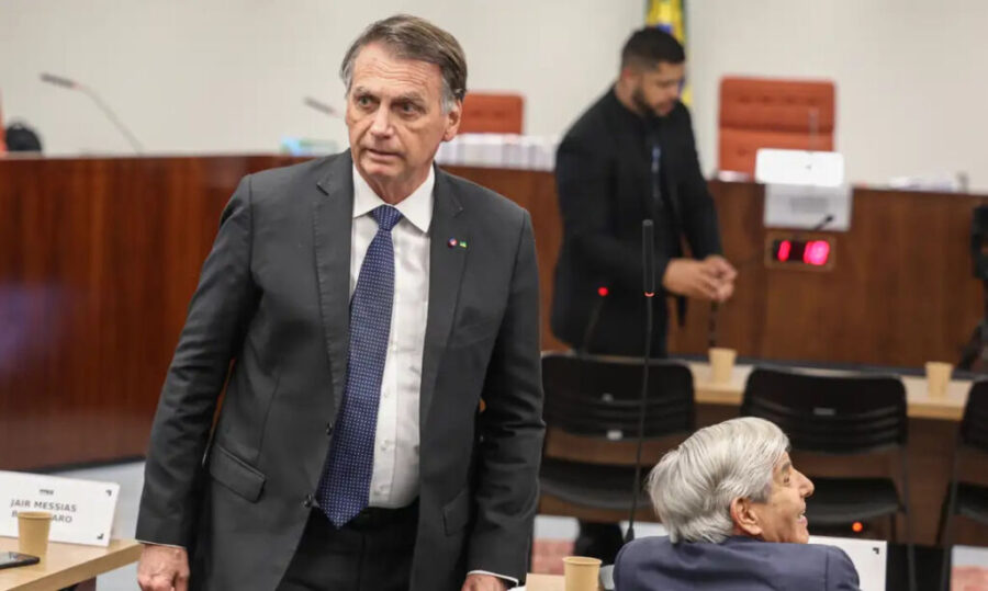 Bolsonaro-d24am-1024x613