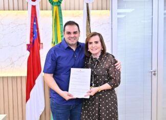 Presidente do TCE-AM apresenta à Aleam anteprojeto de Lei que atualiza data-base dos servidores da Corte