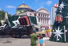 Trabalhador morre após guindaste tombar durante montagem de árvore de Natal em Manaus
