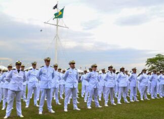 Marinha abre inscrições para vagas de Oficiais Temporários em Manaus com salário de R$ 9 mil