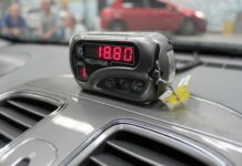 Taxistas ganham dia nacional, isenção de taxa e permissão de transferência