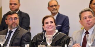 Presidente do TCE-AM anuncia projetos que marcarão o biênio 2026–2027 durante cerimônia de posse