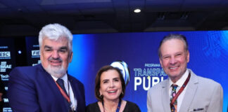 TCE-AM recebe Selo Diamante de Transparência Pública durante o 4º Congresso Internacional dos Tribunais de Contas