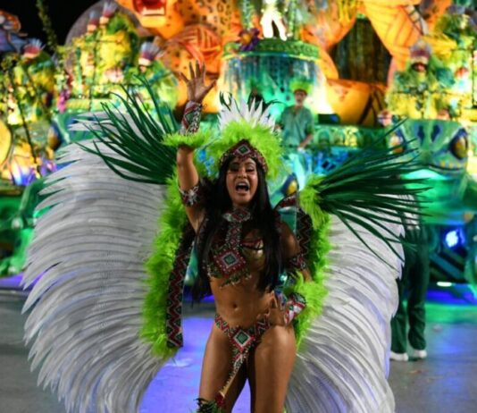 Isabelle Nogueira deixa o posto de musa da Grande Rio após lesão