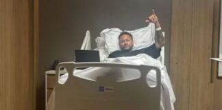 Neymar fica? Veja o que diz diretor do Santos após cirurgia do craque