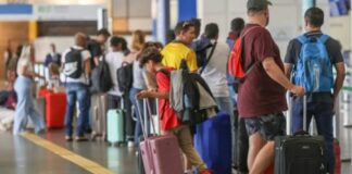 Pilotos e comissários podem entrar em greve a partir de 1º de janeiro