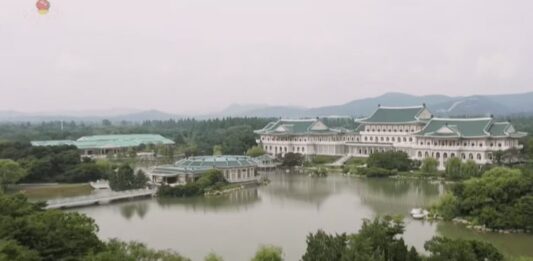 Coreia do Norte constrói mansões para Xi, Trump e Putin; entenda o motivo