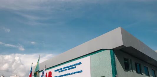 OAB suspende consulta para escolher advogados que disputarão vaga no TJAM