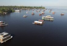 Justiça rejeita plano da prefeitura e manda iniciar retirada de flutuantes do Tarumã-Açu em 2026