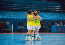 Brasil goleia Japão e está nas semis da Copa do Mundo Feminina de Futsal