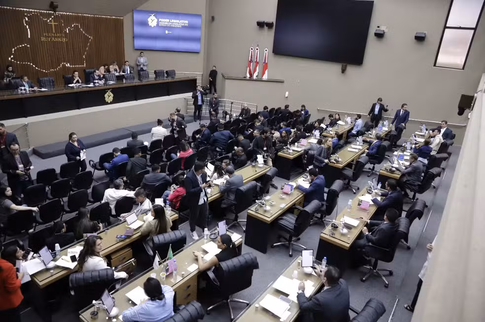 setembro-01-de-10-direitos-dos-consumidores-e-das-criancas-sao-reforcados-por-projetos-de-lei-na-aleam