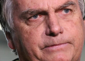 Moraes pede relatório de visitas e rotina de Bolsonaro na prisão