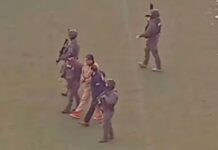 De algemas e com roupa de presidiário: Maduro vai a tribunal para audiência