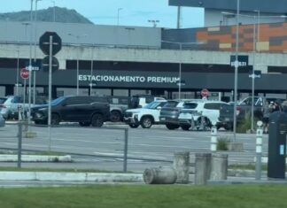 Polícia reforça segurança em aeroporto para receber suspeitos de agredir ‘Orelha’