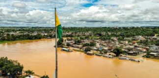 Rio Acre supera cota de inundação em Rio Branco, mas deve baixar