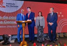 Corregedor do TCE-AM assume Primeira Secretaria do IRB para o biênio 2026-2027